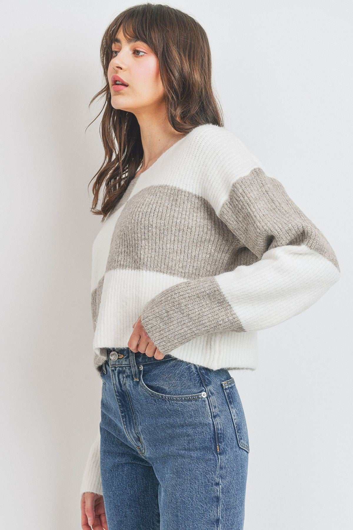 Round Neck Color Block Long Sleeve Sweater